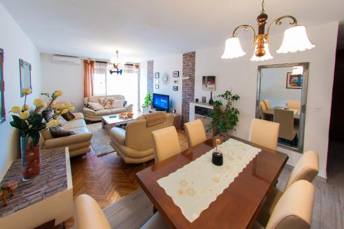  Apartment Mira, Pension in Split