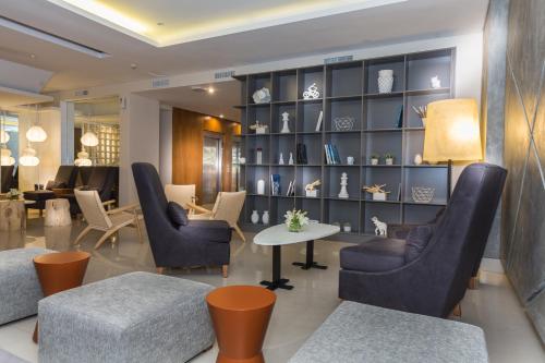 Facilities, Howard Johnson Plaza Buenos Aires in Monserrat