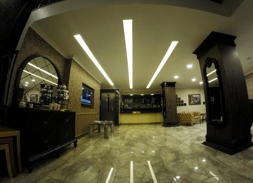 克樂斯酒店 (Keles Hotel) in 裡澤