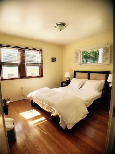 Spacious Greenlake Home minutes to UW Seattle (WA)