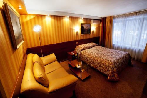 Veronika Hotel - image 5