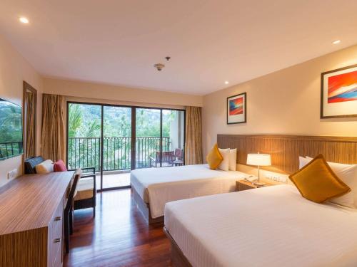 Holiday Inn Resort Phuket Surin Beach, an IHG Hotel