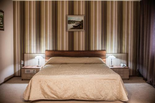 Hotel Balkan, 
