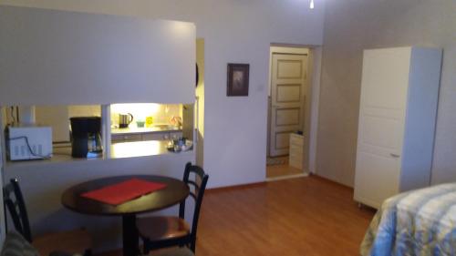 Cosy studio apartment in 바사 시티 센터
