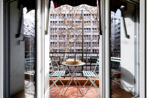 Principe de Vergara Apartment II by Flatsweethome - main image