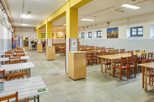 Albergue Seminario Menor - image 12