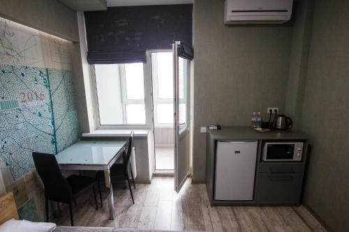 Comfort Room with Balcony image 7