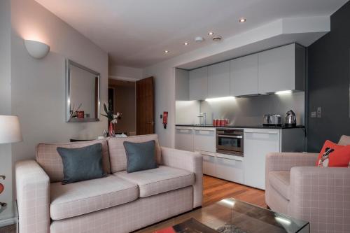 The Chambers - image 4