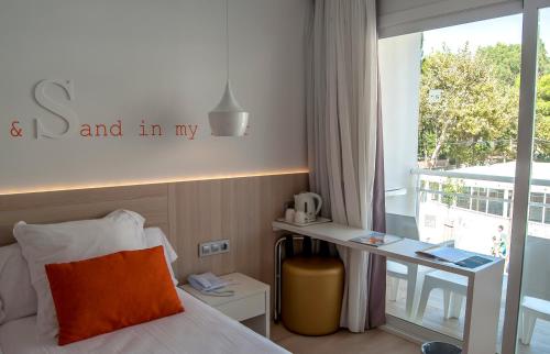 BQ Bulevar Peguera- Adults Only - image 9