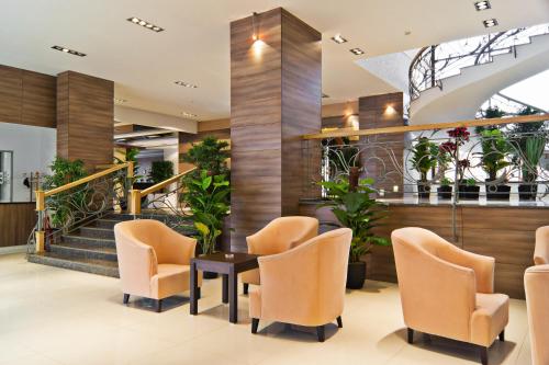 Hotel Russia - image 8