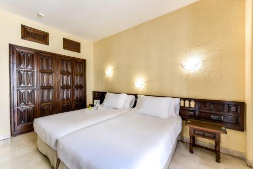 Guestroom, Hotel Alfonso VI in Toledo