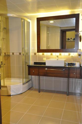 Marlight Boutique Hotel - image 2