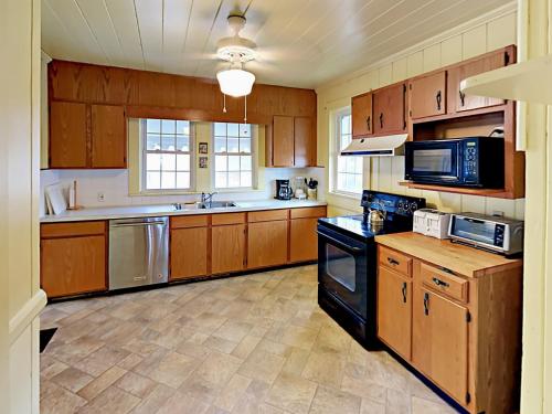 4200 N Ocean Blvd Home - image 3
