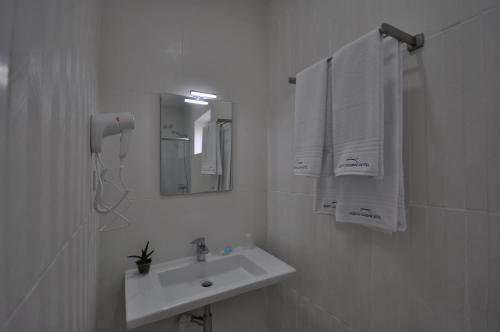 Photo 10 Porto Charming Hotel