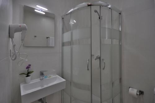 Porto Charming Hotel - image 6