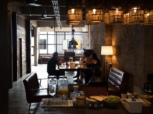 Facilities, Suneta Hostel Chiang Mai in Tha Phae