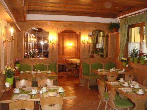 Restaurant, Hotel Smart-Inn in Erlangen