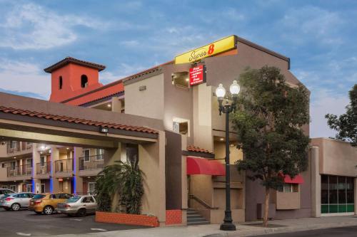 Super 8 By Wyndham El Cajon/San Diego