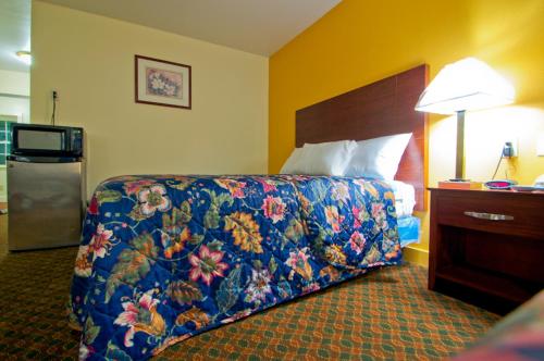 Passport Inn and Suites - Middletown