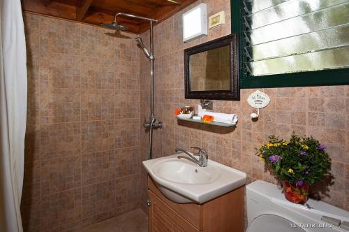 Tuscana cabins
