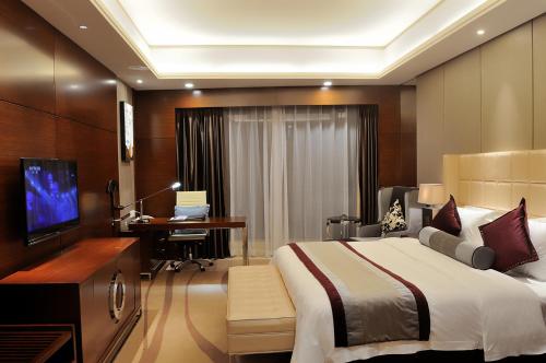 room detail thumbnail 1