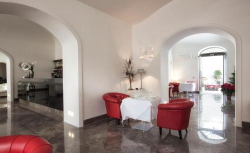 Hotel Palazzo Brunaccini - image 2