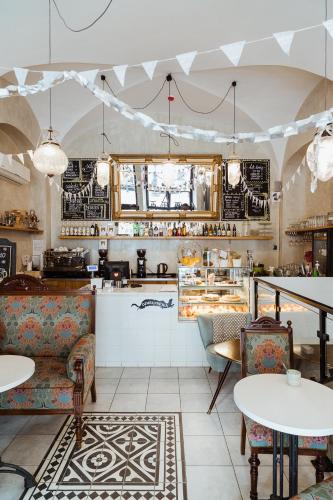 Bar/Lounge, Oki Doki OLD TOWN Hostel near Monument to the Warsaw Uprising