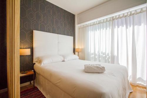 UD Apartments - Atocha Stylish with pool - image 12