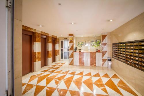 UD Apartments - Atocha Stylish with pool - image 2