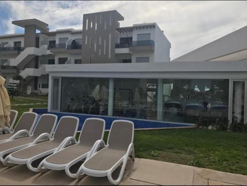 Fitness center, Blanca Beach vue laterale sur mer, avec wifi in Sidi Rahal