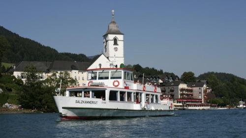 Hotel Seerose Garni Wolfgangsee - image 7