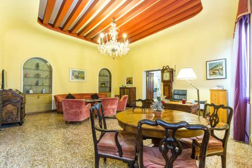 Amadeus Holidays - image 12