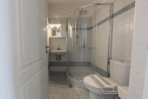Kiveri Apartments - image 3
