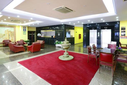 Kayhanbey Hotel - image 2