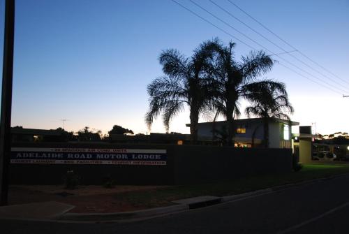 Adelaide Road Motor Lodge