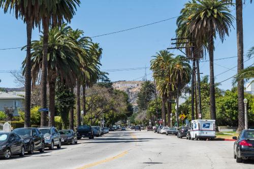 Luxury, Hollywood Walk of Fame