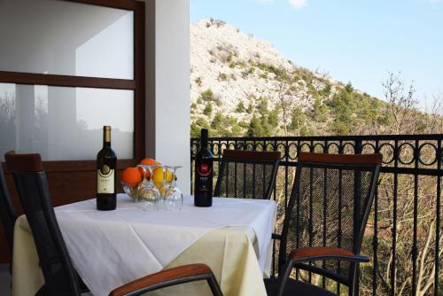 Apartments Paklenica – Starigrad-Paklenica, VA