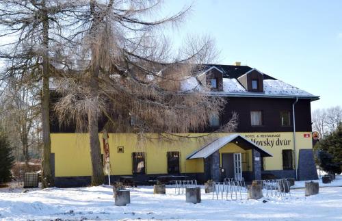 Hotel & Restaurant Adolfovský Dvůr - Adolfov