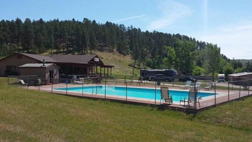 Elk Creek Resort - Accommodation - Piedmont