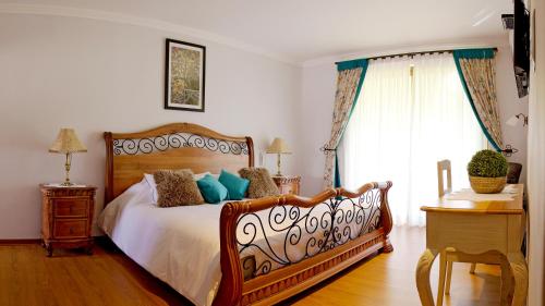 La Perla Hotel in Santa Cruz