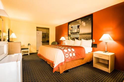 Super 8 By Wyndham Chipley in Chipley (Florida)