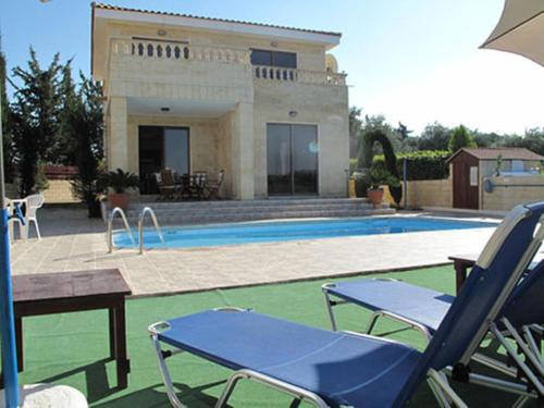Chriseleni Latchi Villas - image 7