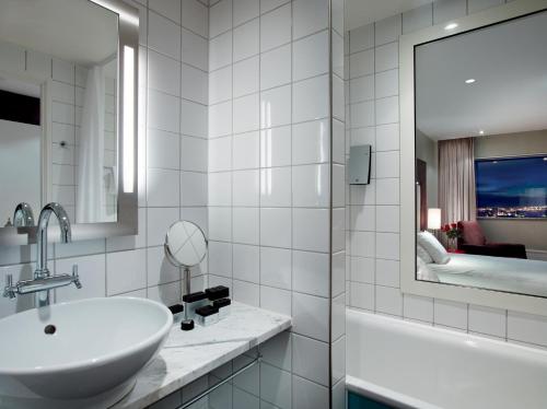 Gothia Towers & Upper House - image 3