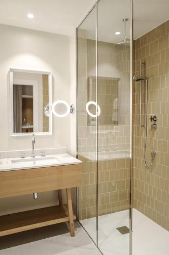 Hotel Savoy - image 4