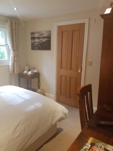 Superior Single Room image 5