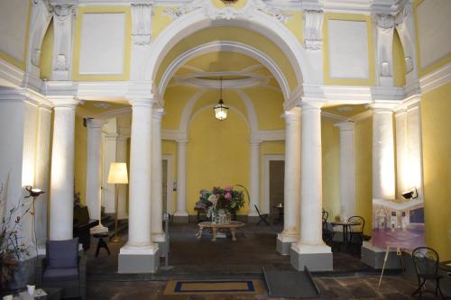 Palazzo Tucci Residenza d'epoca - image 14