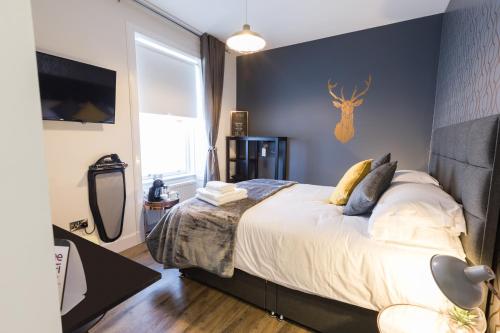 1 queen bed