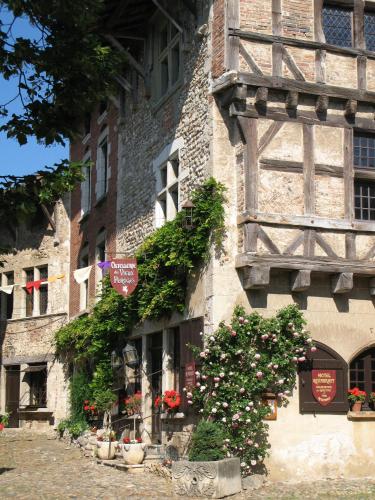 Hostellerie de Pérouges