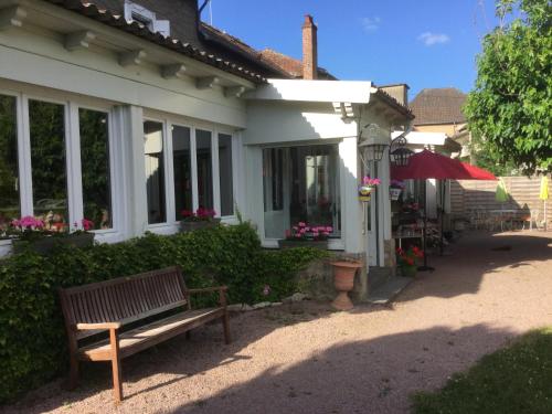 Hostellerie du Vieux Moulin - image 13