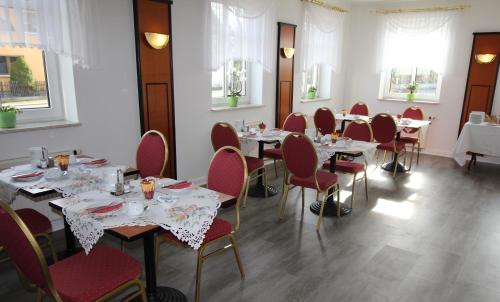 Hotel & Restaurant am Rosenhugel in Grabfeld